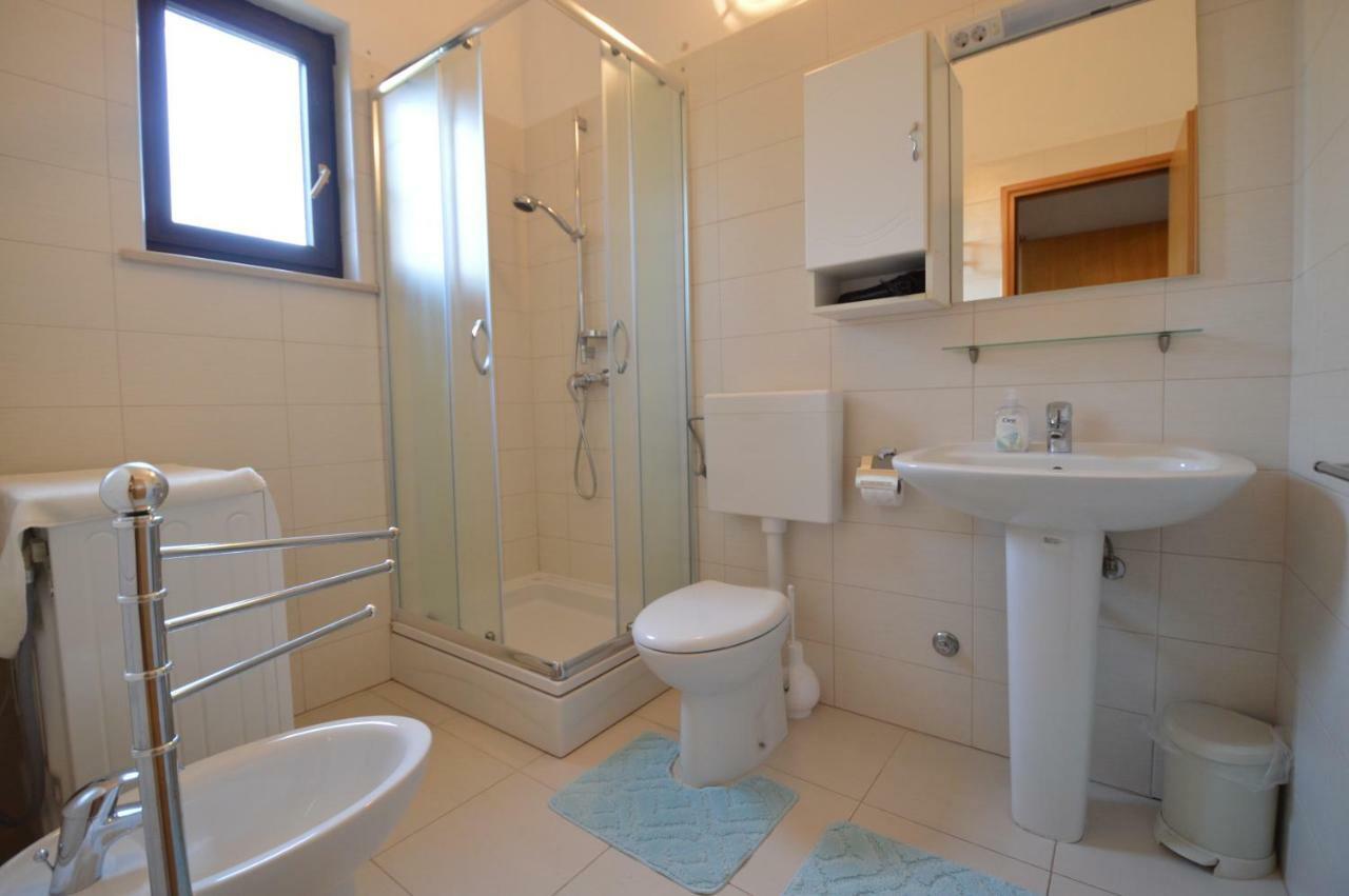 Apartment "Monte" Pula Exterior photo