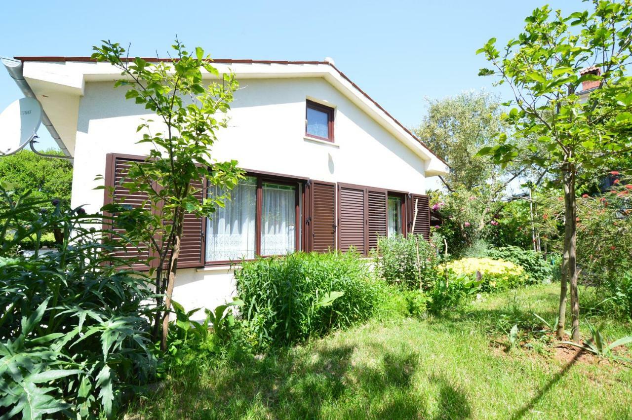 Apartment "Monte" Pula Exterior photo